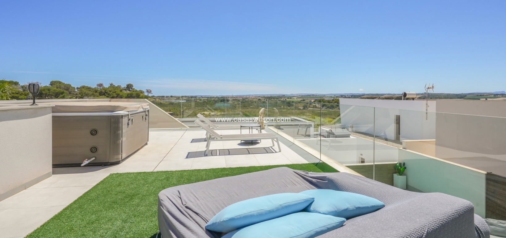 Venta - Chalet - Benijofar