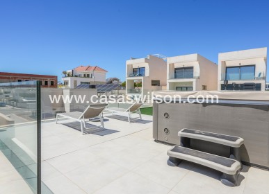Venta - Chalet - Benijofar