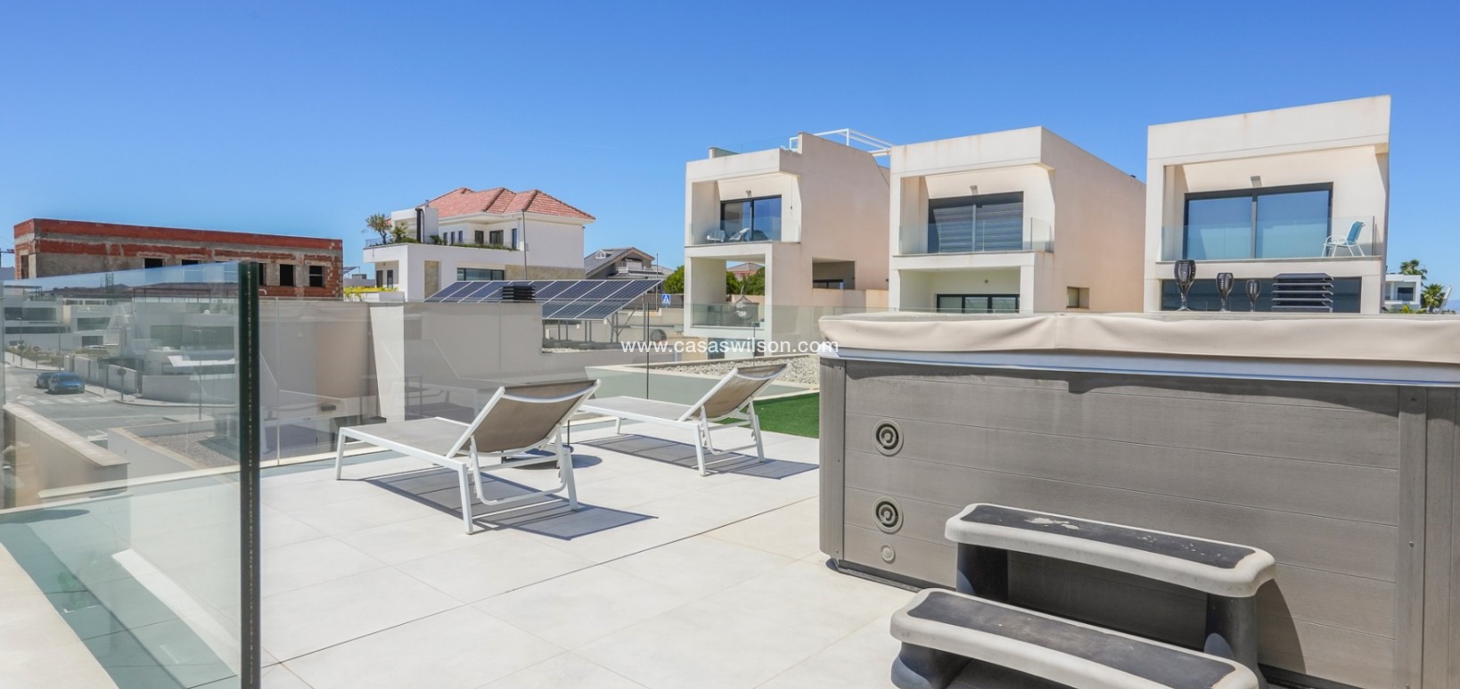 Venta - Chalet - Benijofar
