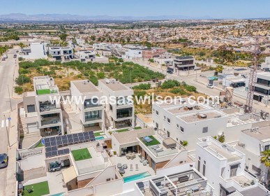 Venta - Chalet - Benijofar