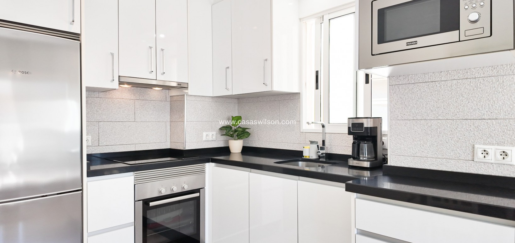 Sale - Apartment - Torrevieja - Costa Blanca