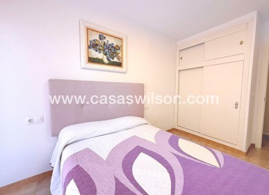 Sale - Apartment - Torrevieja - Centro