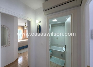 Sale - Apartment - Torrevieja - Centro