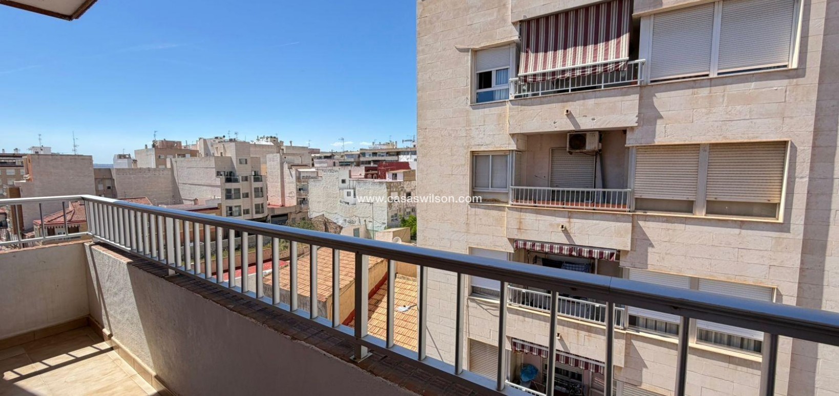 Sale - Apartment - Torrevieja - Centro