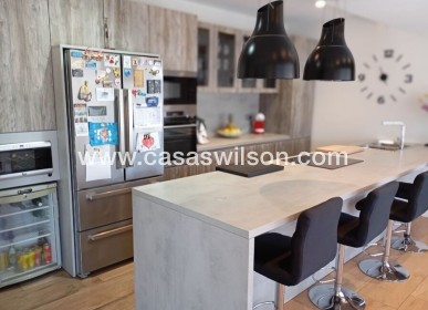 Bestaande bouw - Villa - Daya Nueva