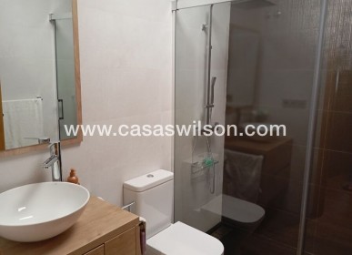 Bestaande bouw - Villa - Daya Nueva