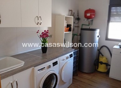 Bestaande bouw - Villa - Daya Nueva