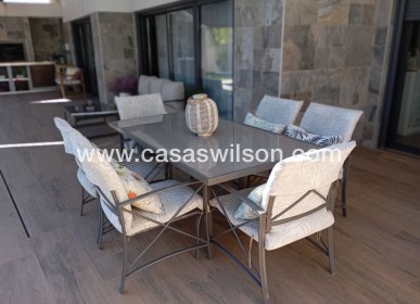 Bestaande bouw - Villa - Daya Nueva