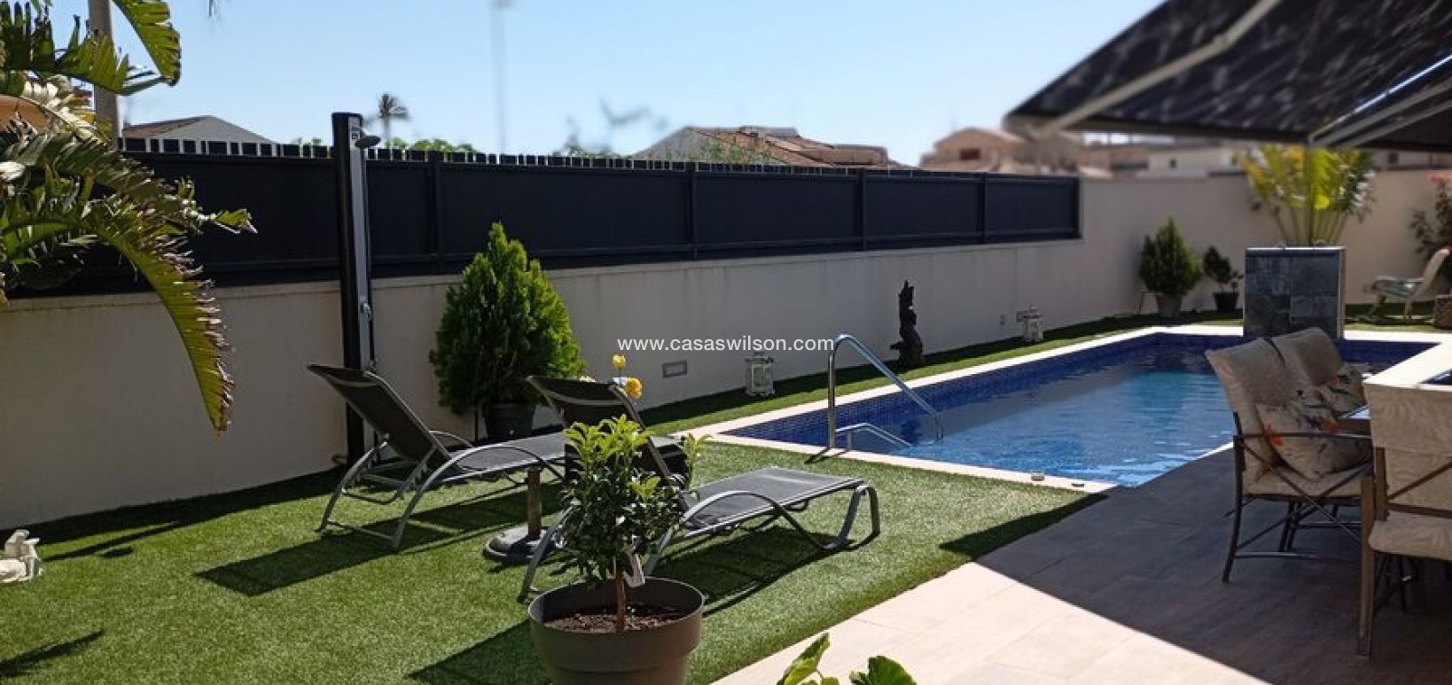Bestaande bouw - Villa - Daya Nueva