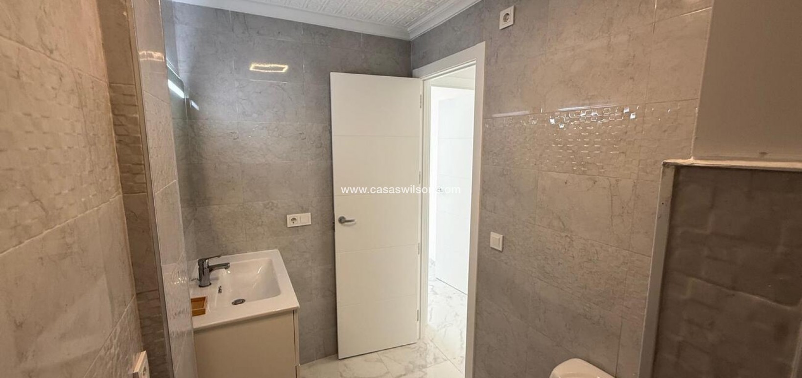 Sale - Apartment - Torrevieja - Playa del Acequion