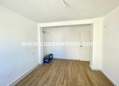 Sale - Townhouse - Daya Vieja - Costa Blanca