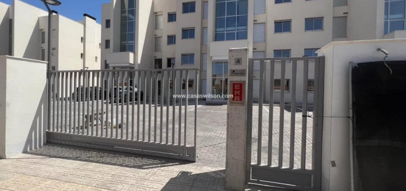 Sale - Apartment - Villamartin - Costa Blanca