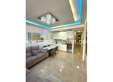 Sale - Apartment - Torrevieja - Nueva Torrevieja