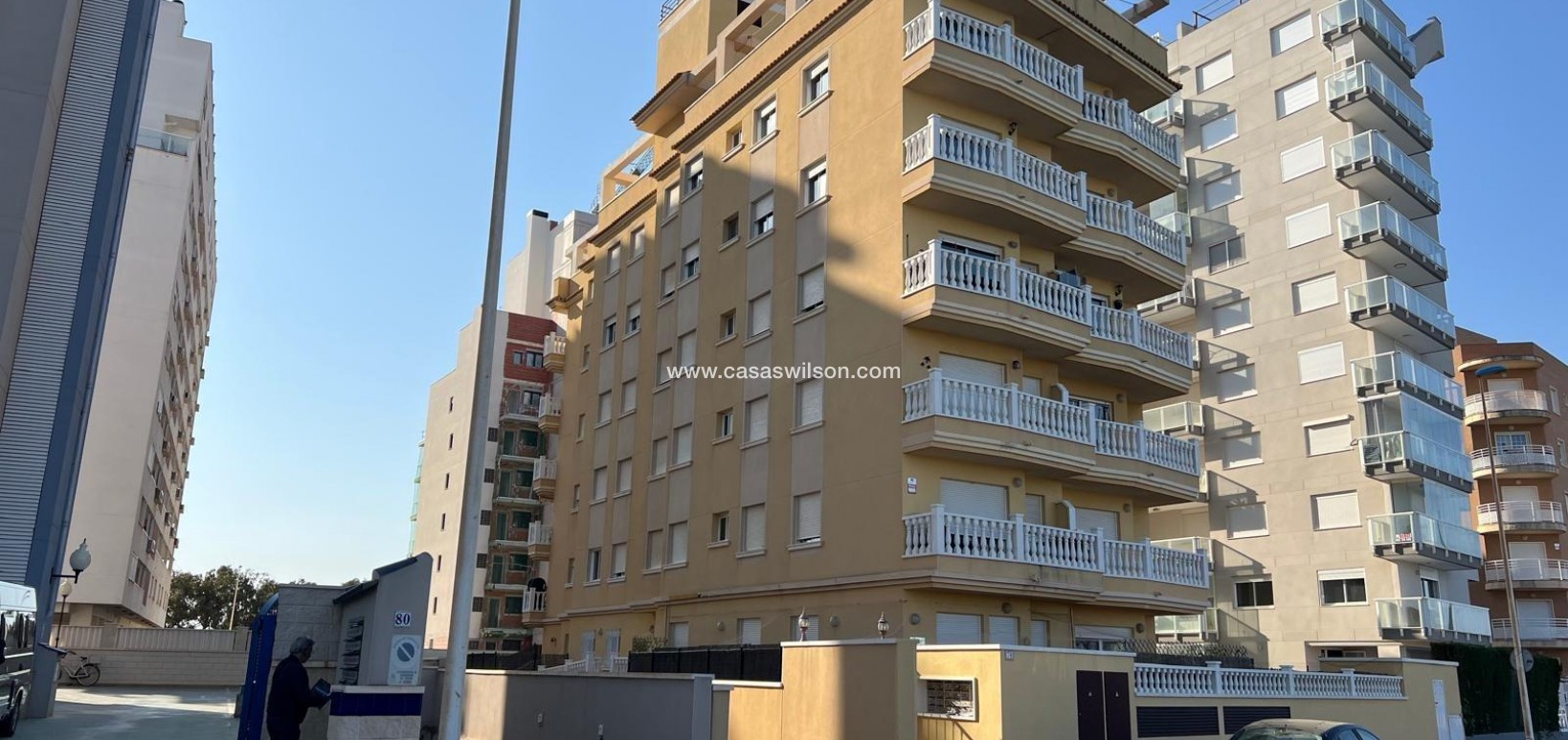 Sale - Apartment - Guardamar del Segura - Puerto Deportivo
