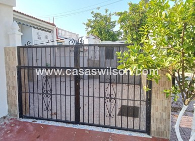 Sale - Bungalow - Torrevieja - Torretas