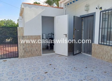 Sale - Bungalow - Torrevieja - Torretas