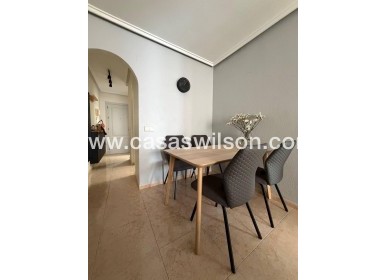 Sale - Apartment - Torrevieja - Centro