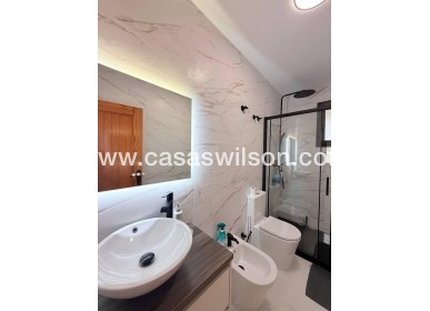 Sale - Apartment - Torrevieja - Playa del Cura