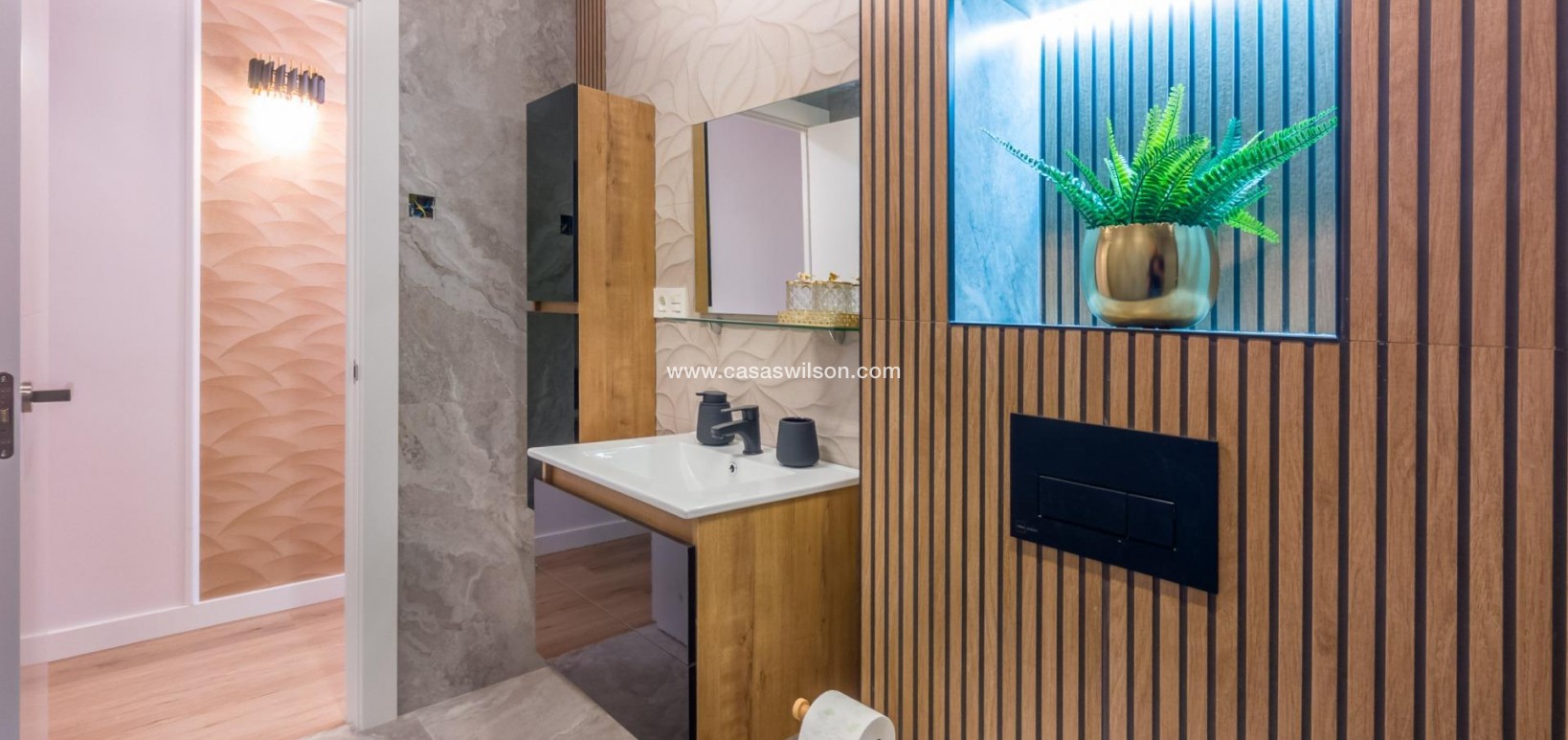 Sale - Apartment - Torrevieja - Playa del Cura