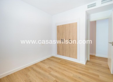 Sale - Apartment - Torrevieja - Playa del Cura
