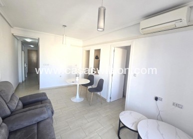 Sale - Apartment - Torrevieja - Centro