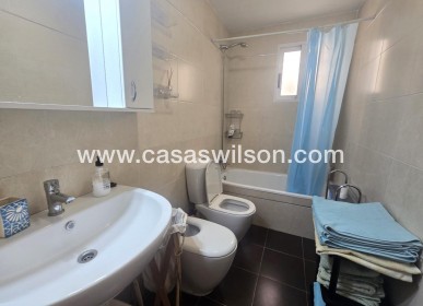 Sale - Apartment - Torrevieja - Centro