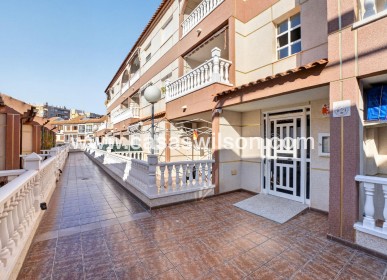 Sale - Apartment - Torrevieja - Playa de los Locos