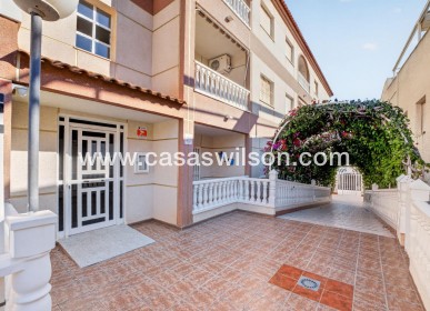 Sale - Apartment - Torrevieja - Playa de los Locos