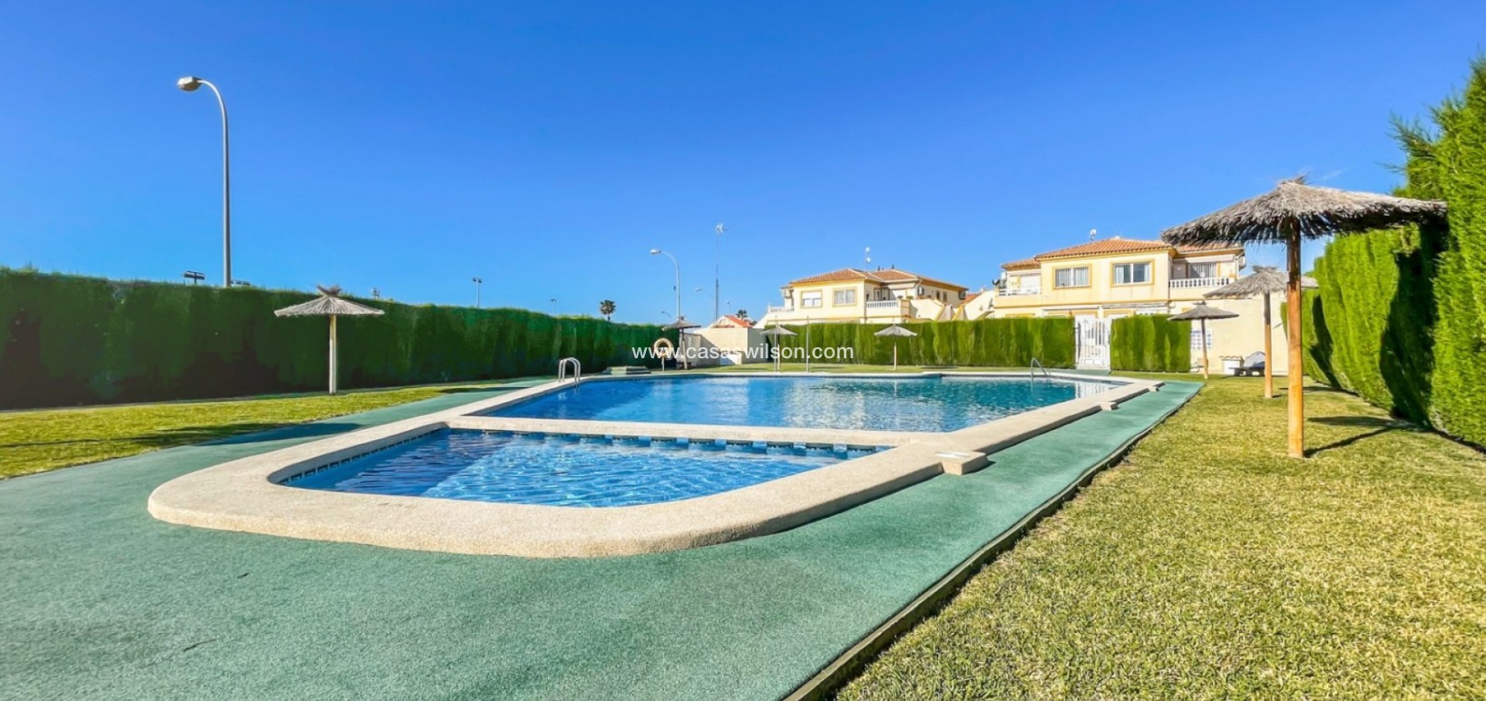 Sale - Bungalow - Orihuela Costa - Playa Flamenca