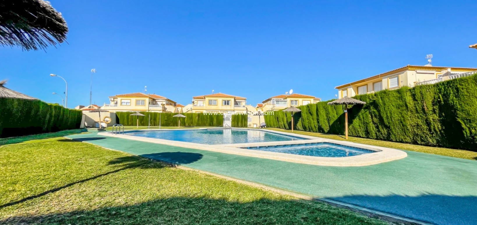 Sale - Bungalow - Orihuela Costa - Playa Flamenca