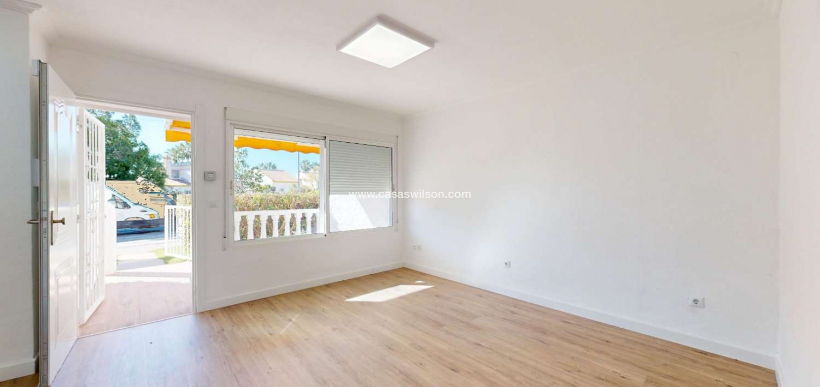 Sale - Bungalow - Orihuela - Inland