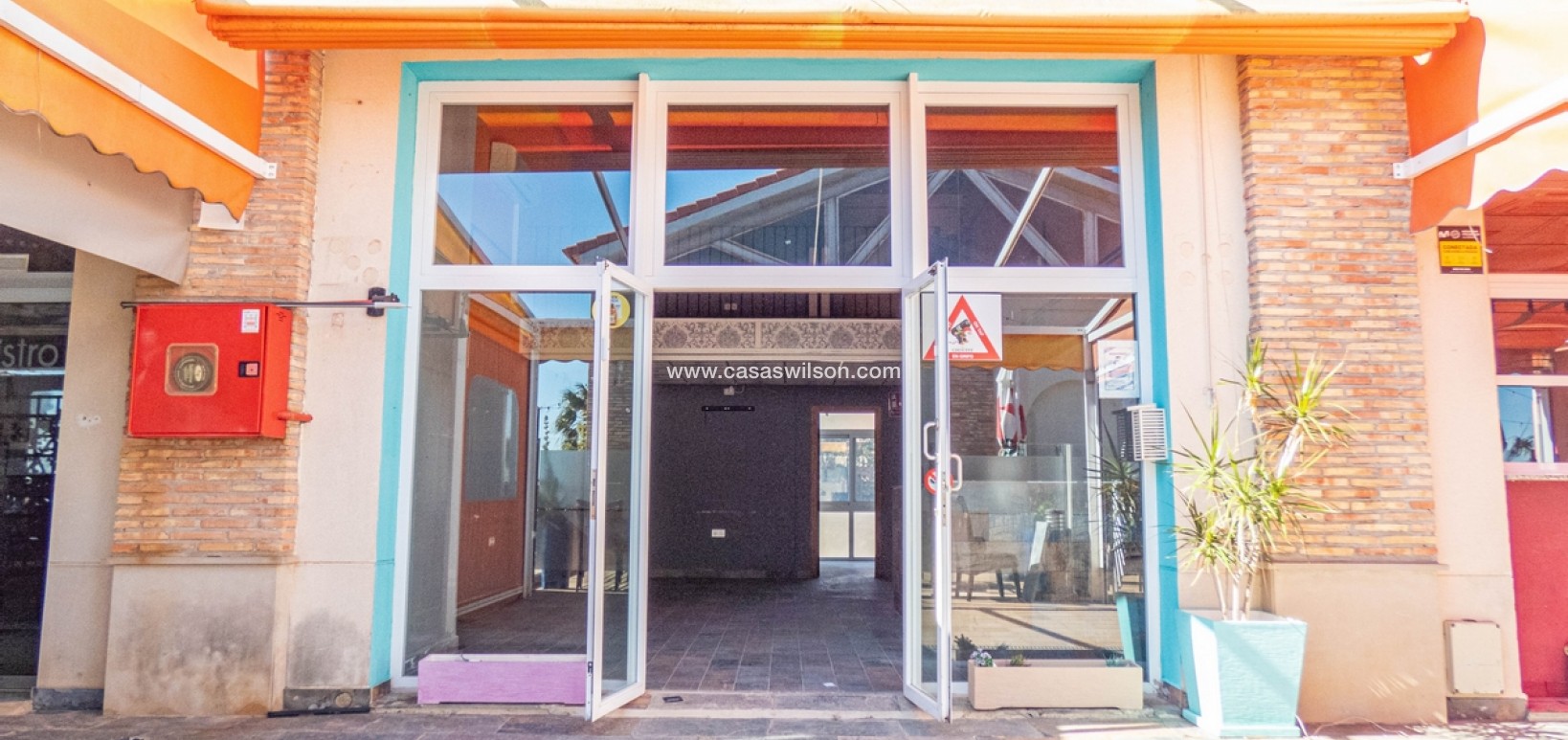 Sale - commercial - La Finca Golf - Algorfa