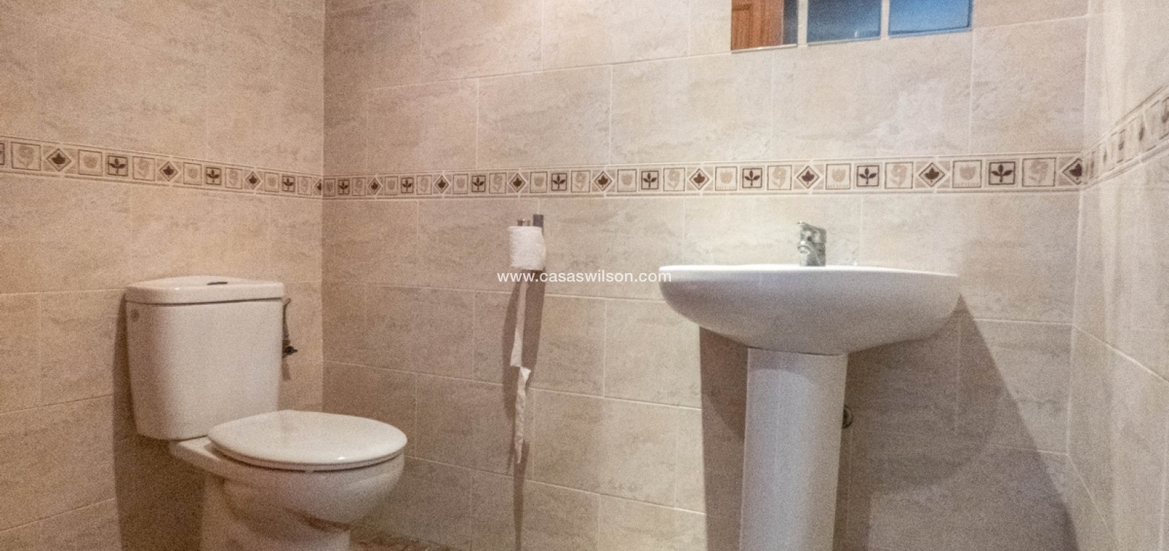 Sale - commercial - La Finca Golf - Algorfa