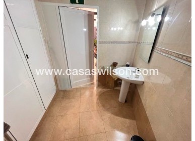 Sale - commercial - Guardamar del Segura - Guardamar