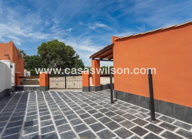 Sale - Villa - Las Heredades - Heredades