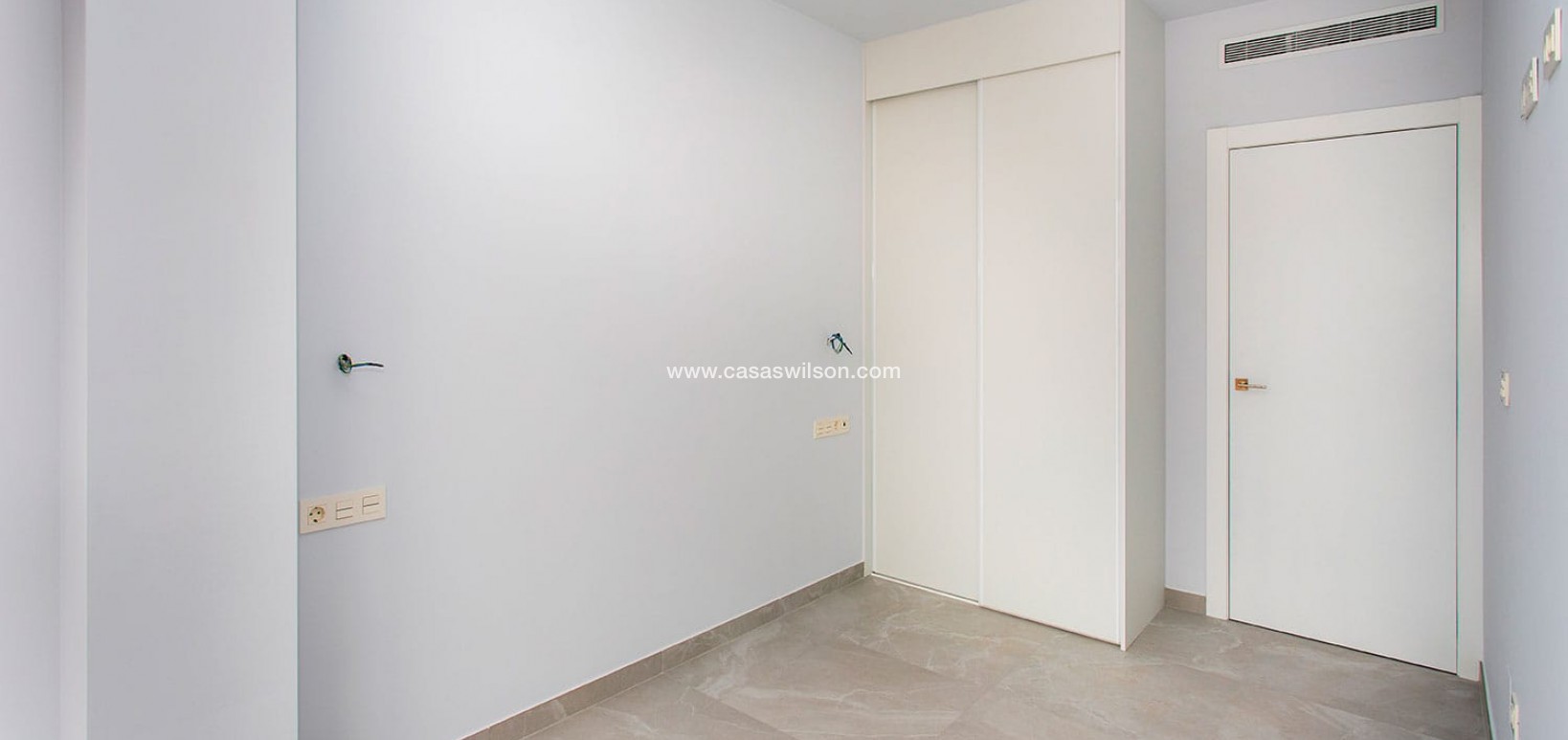 Sale - Apartment - Torrevieja - Costa Blanca