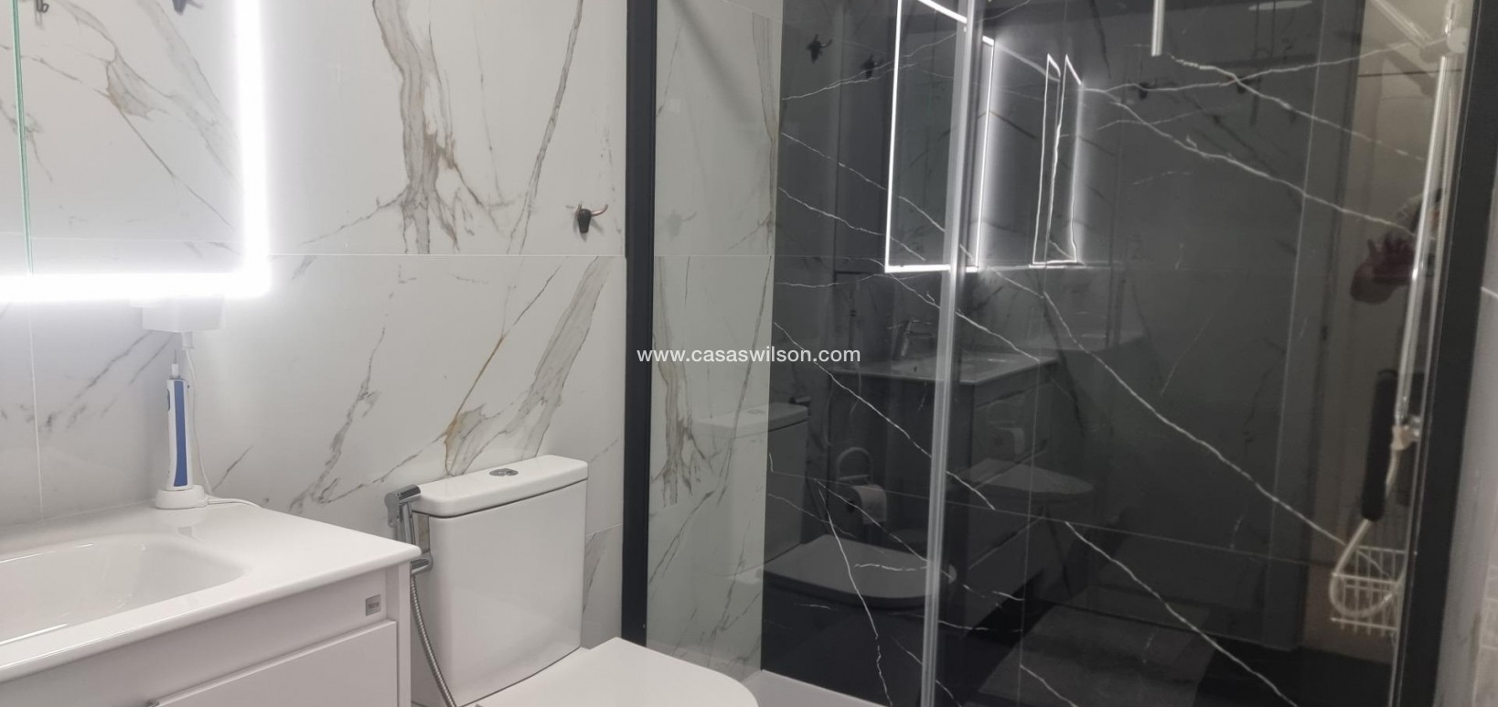 Sale - Appartement - Torrevieja - Playa de los Locos