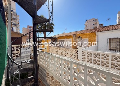 Sale - Townhouse - Torrevieja - Nueva Torrevieja