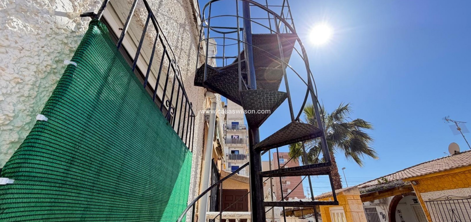 Sale - Townhouse - Torrevieja - Nueva Torrevieja