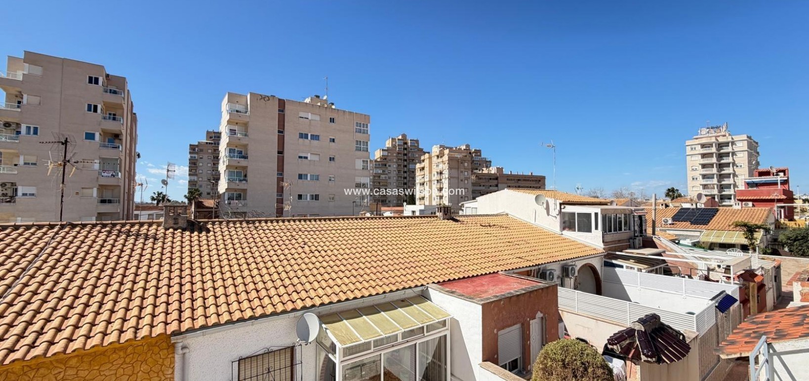 Sale - Townhouse - Torrevieja - Nueva Torrevieja