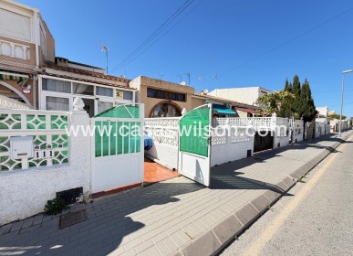Sale - Townhouse - Torrevieja - Nueva Torrevieja