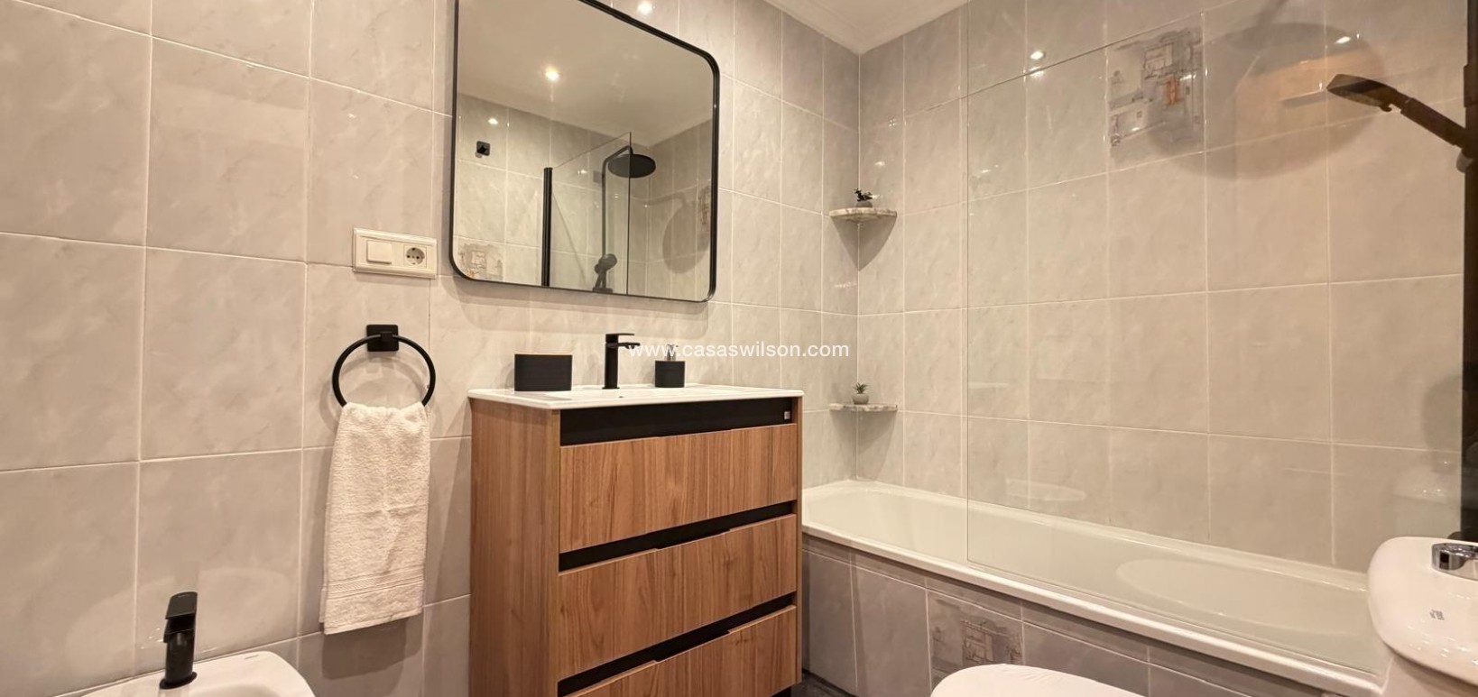 Sale - Appartement - Torrevieja - Playa de los Locos