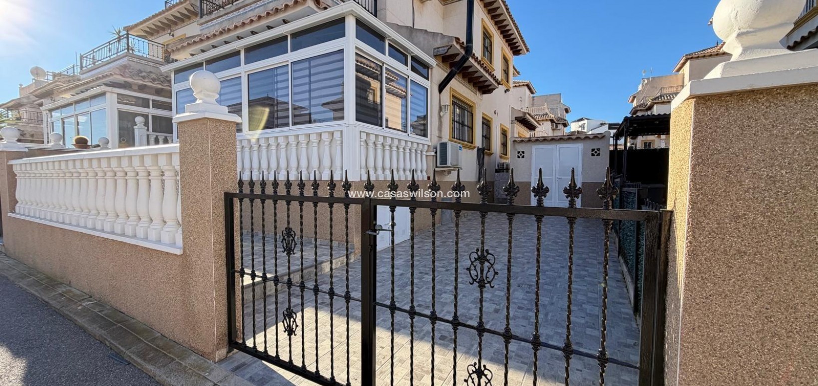 Sale - Townhouse - Orihuela Costa - 