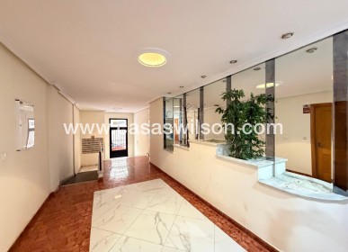 Venta - Apartamento - Torrevieja - Estacion De Autobuses