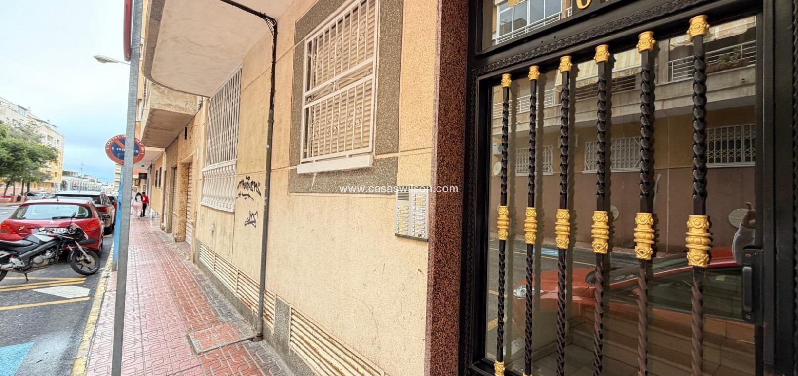 Venta - Apartamento - Torrevieja - Estacion De Autobuses