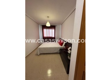 Venta - Apartamento - Torrevieja - Centro