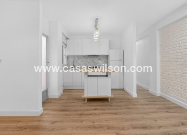 Sale - Appartement - Torrevieja - Centro