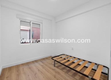 Sale - Appartement - Torrevieja - Centro
