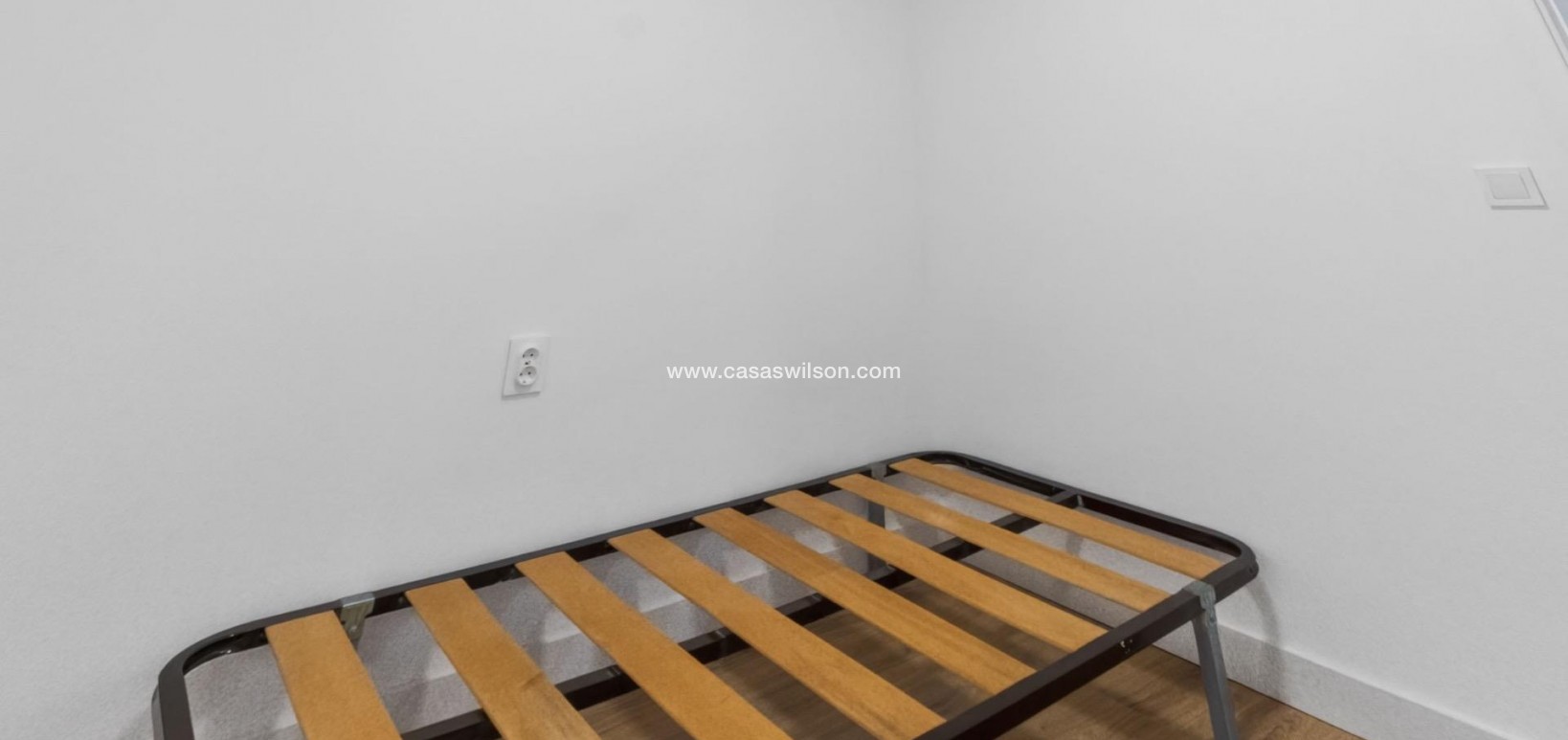 Sale - Appartement - Torrevieja - Centro