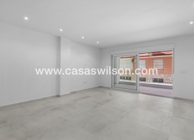 Sale - Apartment - Torrevieja - Playa del Acequion